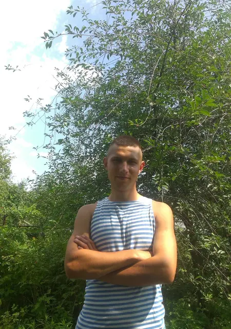 Дима из Сарапула, мне 32, познакомлюсь на одну ночь