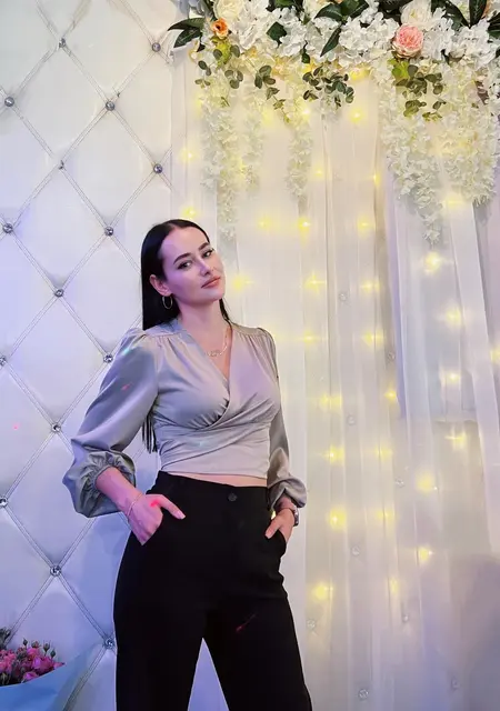 Алёна из Сочи, ищу на сайте приятное времяпровождение