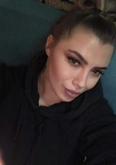 Я Света, 26, знакомлюсь на одну ночь в Оренбурге