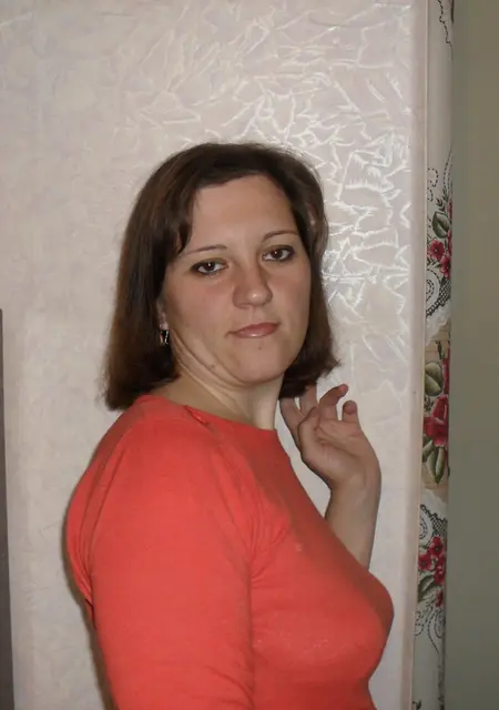 Я Лена, 41, знакомлюсь на одну ночь в Виннице