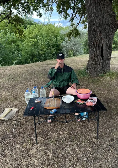 Саша из Волжского, мне 23, познакомлюсь для общения