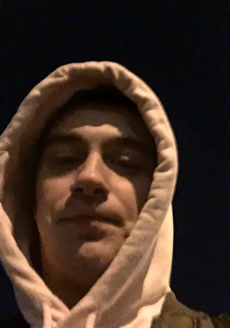 Иван из Кирова, ищу на сайте знакомства на одну ночь