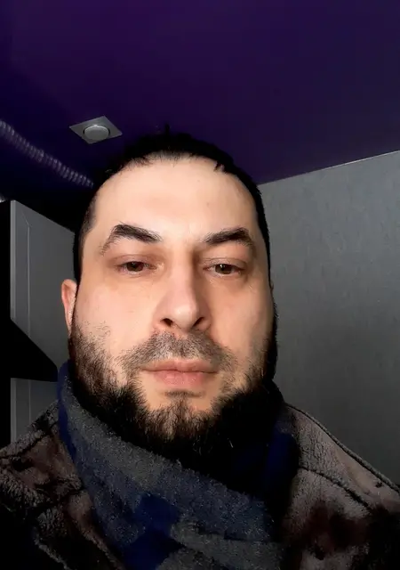 Я Вальдемар, 39, из Сафонова, ищу знакомства на одну ночь