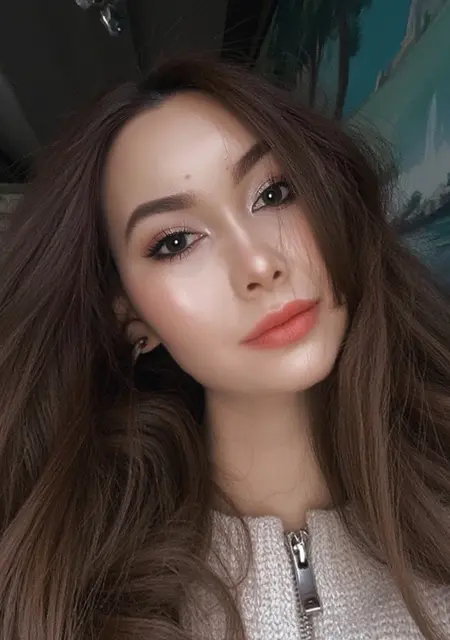 Я Lesya, 25, знакомлюсь на одну ночь в Санкт-Петербурге