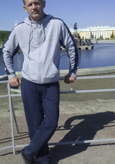 Я Владислав, 50, знакомлюсь на одну ночь в Рязани