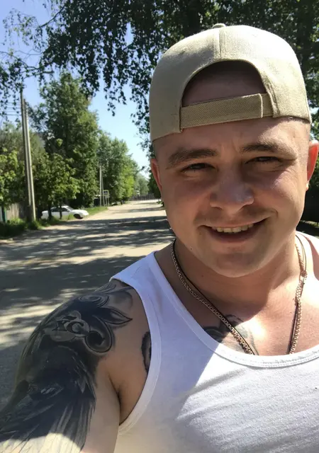 Александр из Коврова, мне 30, познакомлюсь без обязательств