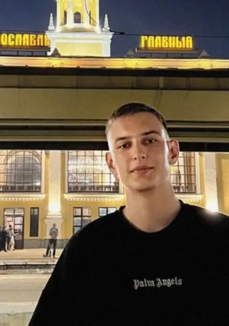 Я Александр, 21, знакомлюсь для дружбы в Пензе