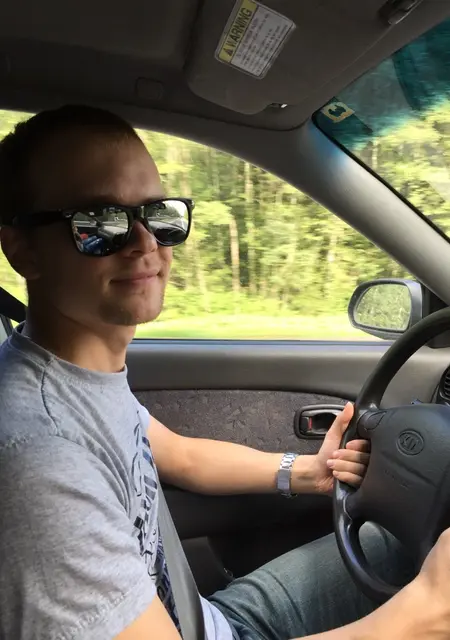 Дмитрий из Череповца, ищу на сайте постоянные отношения