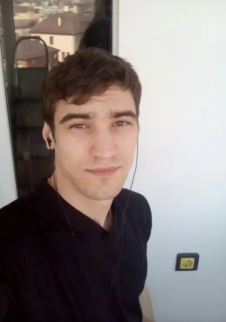 Я Евгений, 33, знакомлюсь для постоянных отношений в Сальске