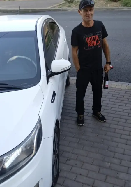 Игорь из Астрахани, мне 48, познакомлюсь на одну ночь