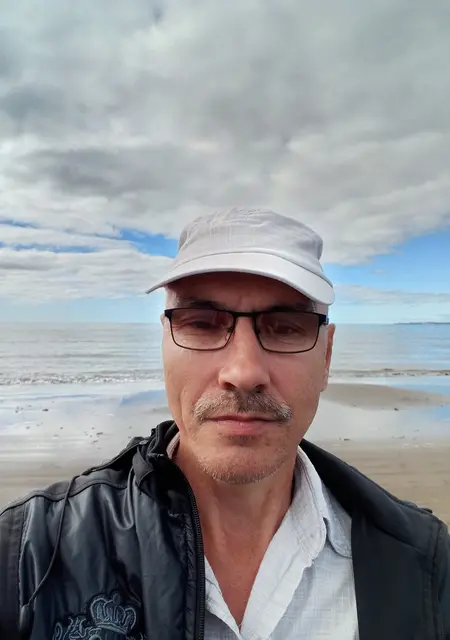 Я Виктор, 56, знакомлюсь без обязательств в Охе