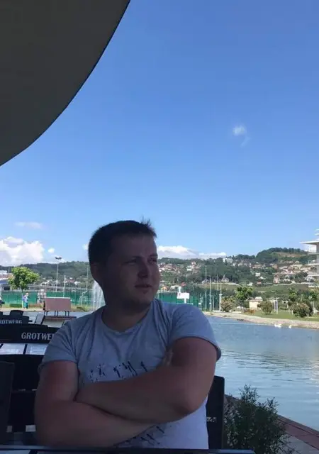 Я Евгений, 34, из Покрова, ищу знакомства без обязательств