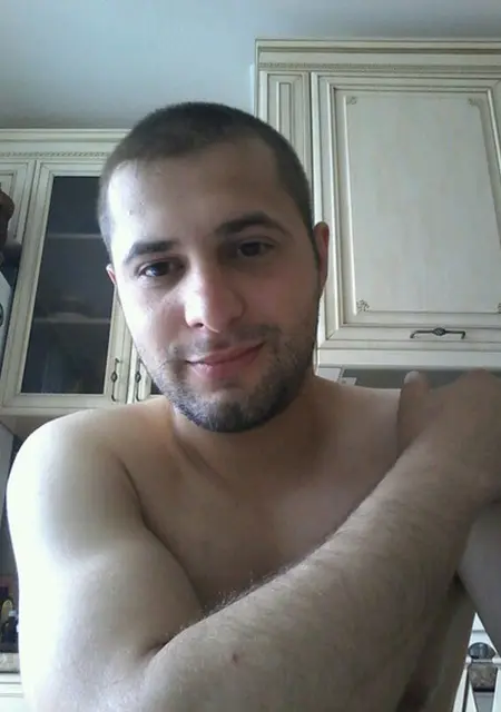 Я Анатолий, 34, из Тулуна, ищу знакомство для постоянных отношений