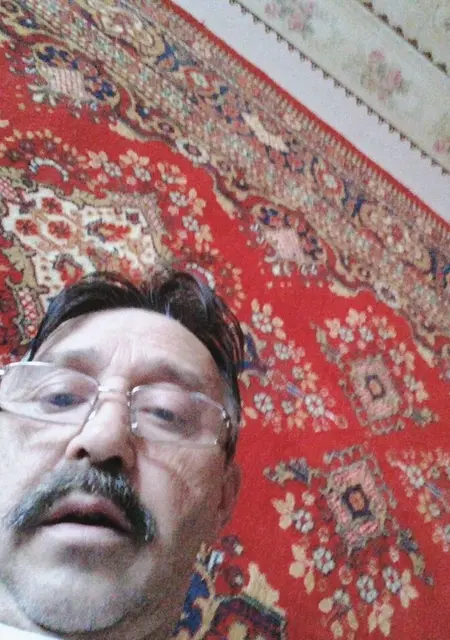 Я Гарик, 66, знакомлюсь без обязательств в Перми