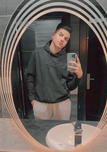 Моханад из Белгорода, мне 21, познакомлюсь для постоянных отношений