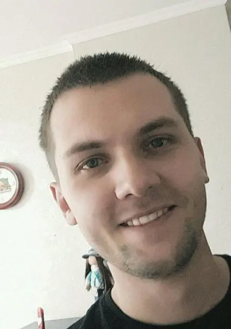 Я Сергей, 35, из Ишима, ищу знакомства без обязательств