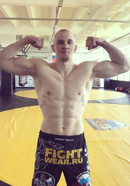 Димас из Петрозаводска, мне 27, познакомлюсь без обязательств