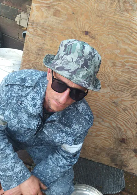 Андрей из Свободного, мне 44, познакомлюсь для приятного времяпровождения