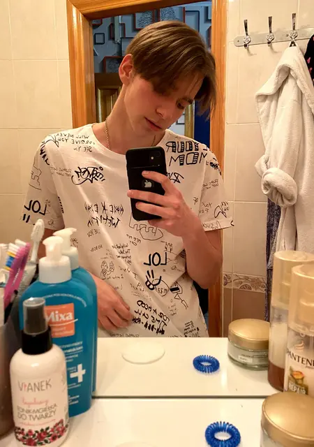 Никита з Кропивницького, мені 23 років, познайомлюсь для спілкування