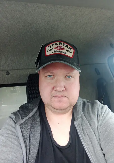 Сергей из Павловского Посада, мне 40, познакомлюсь для постоянных отношений