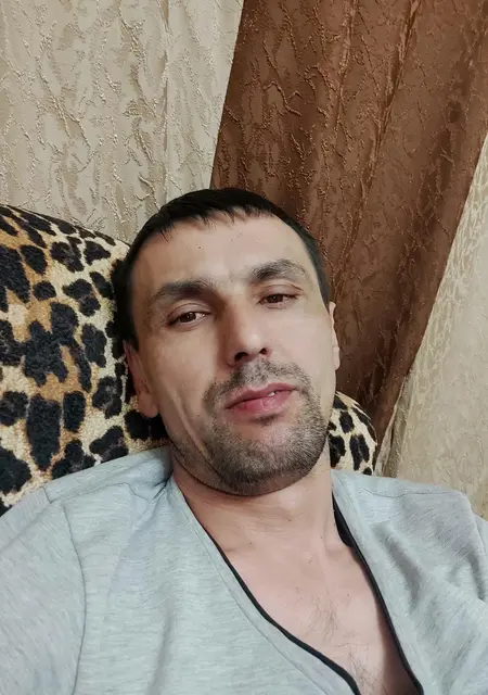 Я Sasha, 42 років, знайомлюсь без зобов'язань у Умани