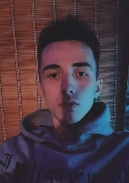 Иван из Нижней Салды, ищу на сайте знакомства на одну ночь