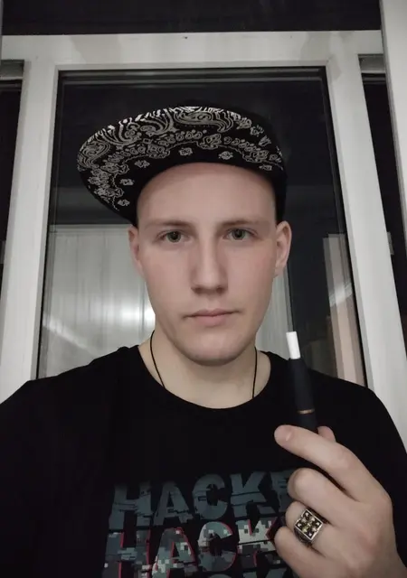 Я Максим, 28, из Балашова, ищу знакомство для приятного времяпровождения