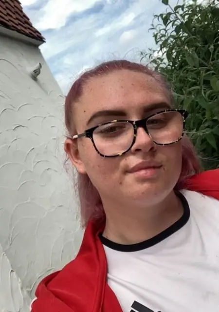 Я Ciah, 18, из Лондона, ищу знакомство