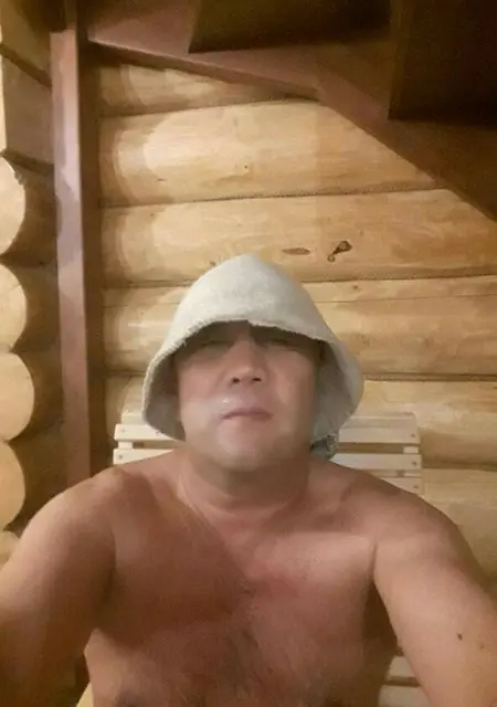 Борис из Иванова, ищу на сайте знакомства без обязательств