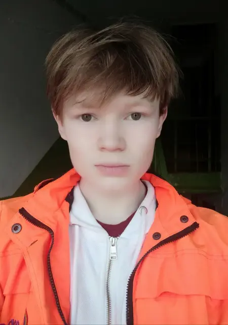 Игорь из Октябрьского, мне 22, познакомлюсь для общения