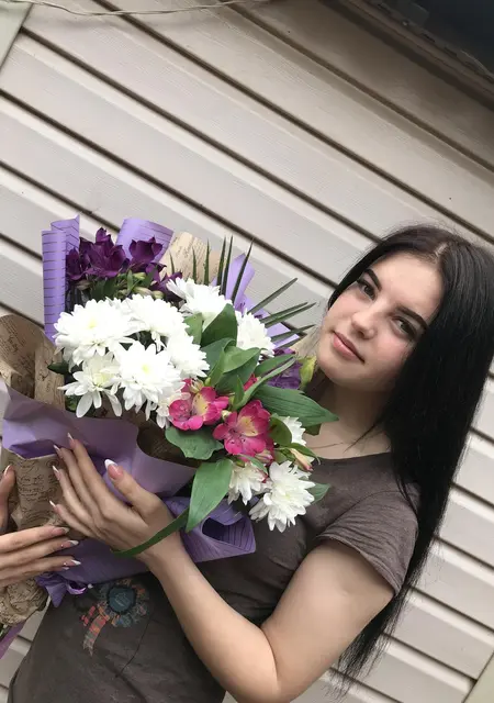 Маша из Кривого Рога, ищу на сайте вирта