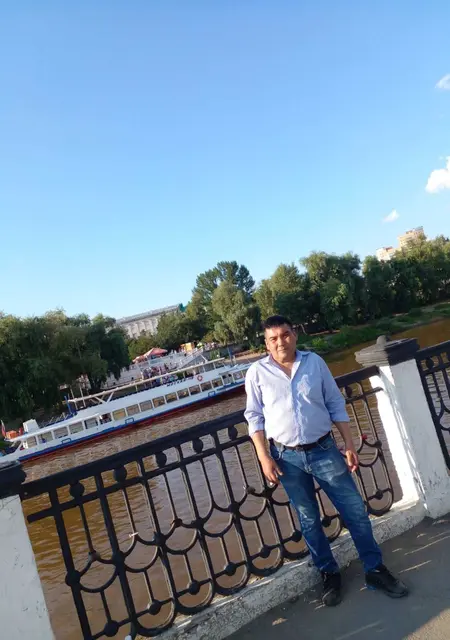 Я Мурат, 54, из Омска, ищу знакомства без обязательств