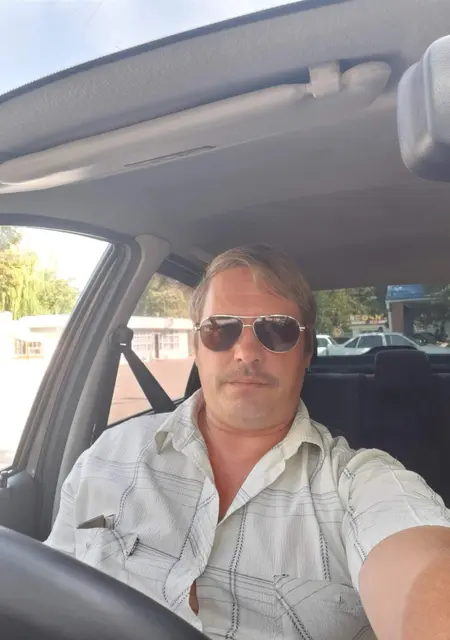 Дима из Георгиевска, мне 45, познакомлюсь без обязательств
