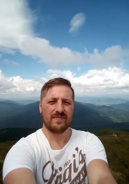 Я Валентин, 36 років, знайомлюсь для приємного проведення часу у Краматорську