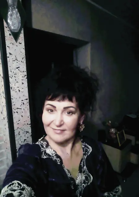 Я Таня, 48, знакомлюсь на одну ночь в Красноярске