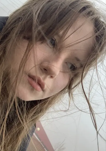 Я Eliz, 18, из Изобильного, ищу знакомство для приятного времяпровождения