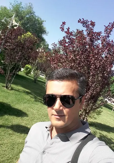 Я Гелич, 46, из Обнинска, ищу знакомства без обязательств