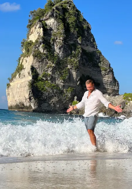 Я Михаил, 40, знакомлюсь для совместных путешествий в Перми