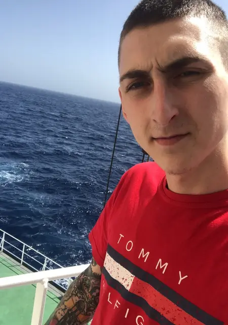 Кирилл из Мариуполя, мне 29, познакомлюсь без обязательств