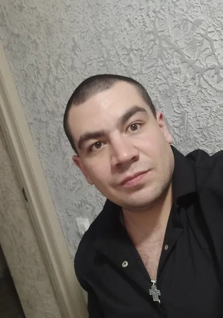 Иван из Семикаракорска, ищу на сайте знакомства на одну ночь