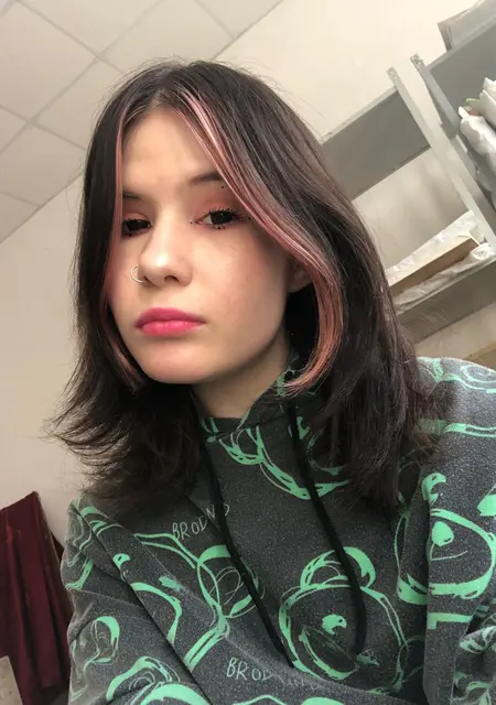 Я Елизавета, 19, из Нижнего Тагила, ищу знакомство для дружбы