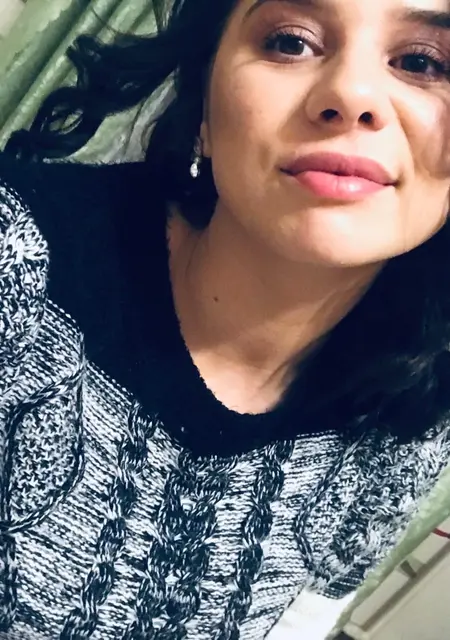 Рина из Смоленска, ищу на сайте приятное времяпровождение