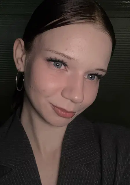 Я Василина, 19, из Москвы, ищу знакомства на одну ночь