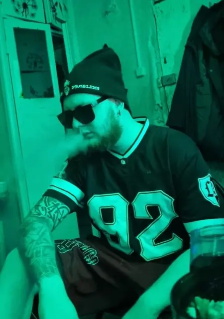 Я Arthur, 28, из Благовещенска, ищу знакомство для постоянных отношений