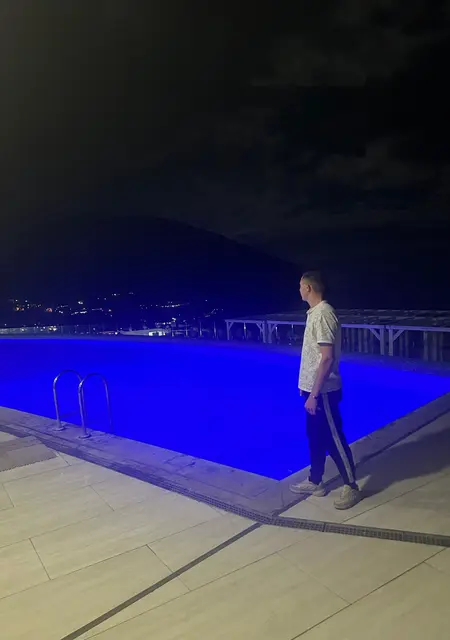 Артем из Красноперекопска, мне 43, познакомлюсь без обязательств