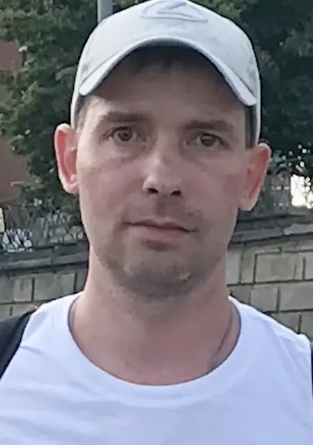 Я Андрей, 40, знакомлюсь без обязательств в Перми