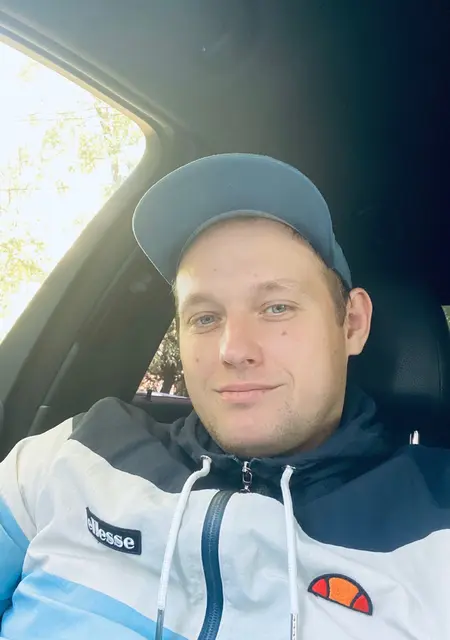 Александр из Ростова-на-Дону, ищу на сайте дружбу