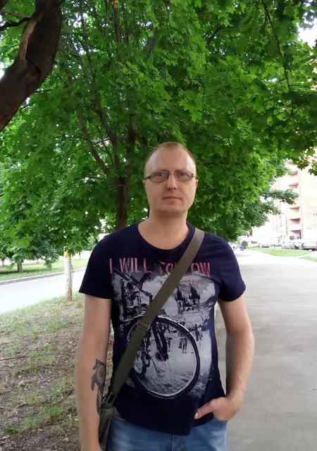Сергей из Тольятти, ищу на сайте знакомства без обязательств
