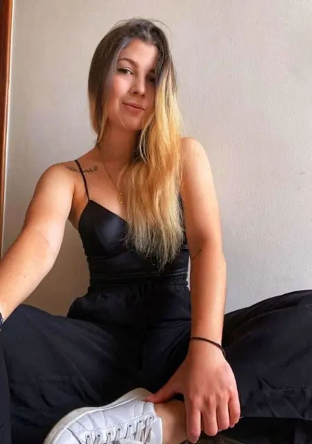 Valentina из Лиссабона, мне 24, познакомлюсь