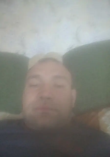 Евгений из Лыскова, мне 40, познакомлюсь без обязательств